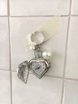 [MADE] Love on clock keyring