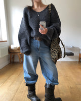 [ORIGINAL] Furry Loose-Fit V-Neck Knit