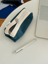 Clam round pencilcase _ Corduroy ocean blue