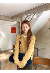 Argyle pattern wool knit cardigan