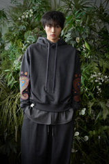 PAISLEY EMB. H-T HOODY (Charcoal)