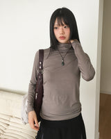 Soku Basic Layered Long-Sleeved Turtleneck T-Shirt