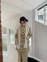 behind frill jacket (cut out) 