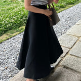 Flared knit skirt