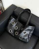 Big eyelet bag