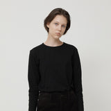 WOMAN エッセンシャルロゴT BLACK