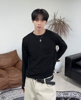Road Fingerhole Crop Long Sleeve Tee