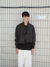 [DOJINOI] DRAFT CROP WINDBREAKER CHARCOAL