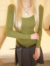 day u-neck T