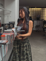 Hairy V-neck hood sleeveless