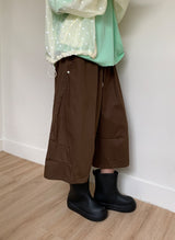 [unisex] Mado Cut Pintuck Wide Banding Bermuda Pants