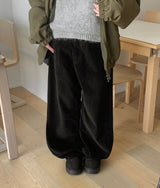シチュコーデュロイワイドパンツ