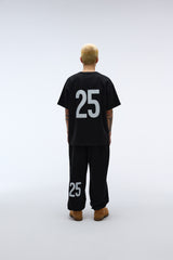 ウィークエンドウォリアーピーポーアートワークTシャツ (ブラック)