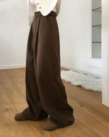 Meld Buckle Pintuck Slacks Pants