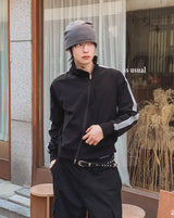 Pison Diagonal Track Fingerhole Zip-up