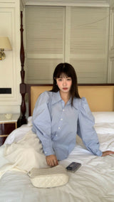 [SALE] Sora Back Point Shoulder Puff Blouse