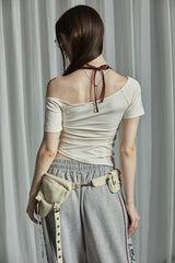 MAGAZINE HALTER TOP