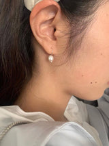 Mini pearl drop earrings