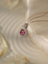 Refreshing and fashionable pink necklace for summer