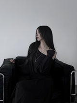pin off-shoulder long sleeve T (2color)