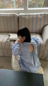 [SALE] Sora Back Point Shoulder Puff Blouse