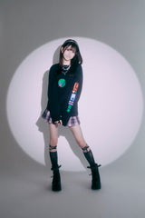 【推しの子】B小町 ロングTシャツ - ブラック | 60％コラボレーション