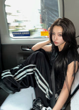 Wide Pants with Wave Edge