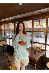 Mint off-shoulder lace long-sleeved see-through knitwear
