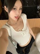 ストラップ U ネック半袖クロップ T シャツ