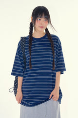 オーサムストライプルーズフィットTシャツ