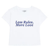 'LESS RULES MORE LOVE' クロップドTシャツ ホワイト/ネイビー [WOMAN]