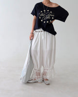 Star lettering off-shoulder boxy short-sleeved T-shirt