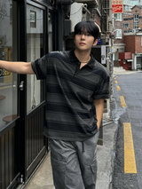 Peak stripe collar t-shirt