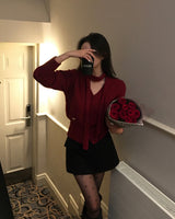[BELLIDE MADE] Metallic charm V-neck cardigan with tie