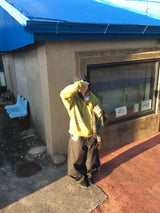 maru check zip-up