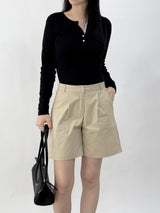 Agnelli 3/4 pintuck shorts