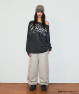 カットアウト プレゼント オフショルダーTシャツ