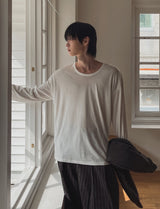 Deep Flow U-Neck Long Sleeve T-Shirt