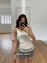 lace camistle slimming sleeveless top