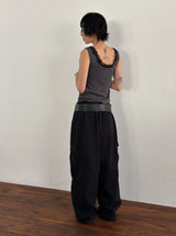 FINE LACE SLEEVELESS