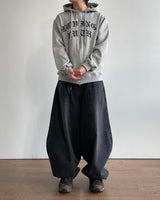 Based Curved Denim Pants