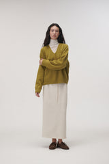Whole garment V-neck knit (Olive)