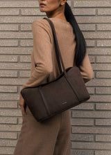 サラ スエード CHOCO BROWN
