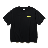 ファチュリスティックロゴtシャツ
