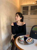 [MADE] Fulls cashmere unbalanced off-shoulder knitwear