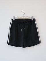 hani track shorts 