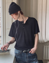 ネビショルダースナップヘンリーネックショートスリーブTシャツ