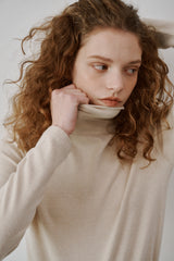 ベーシックタートルネックTシャツ (ベージュ)