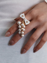 BOW&GRAPE RING (CREAM)