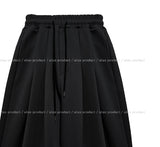 Plain two-pin tuck balloon training pants